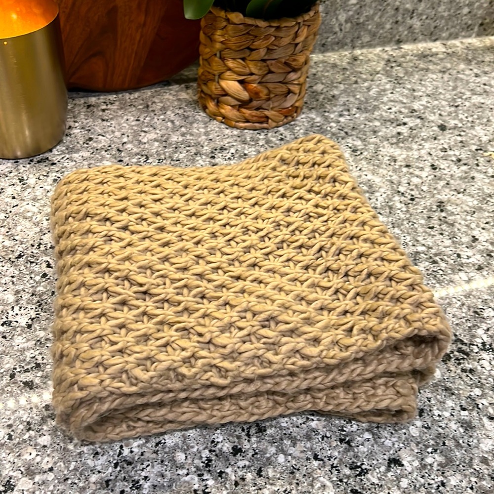 Chunky Knit Tan Scarf